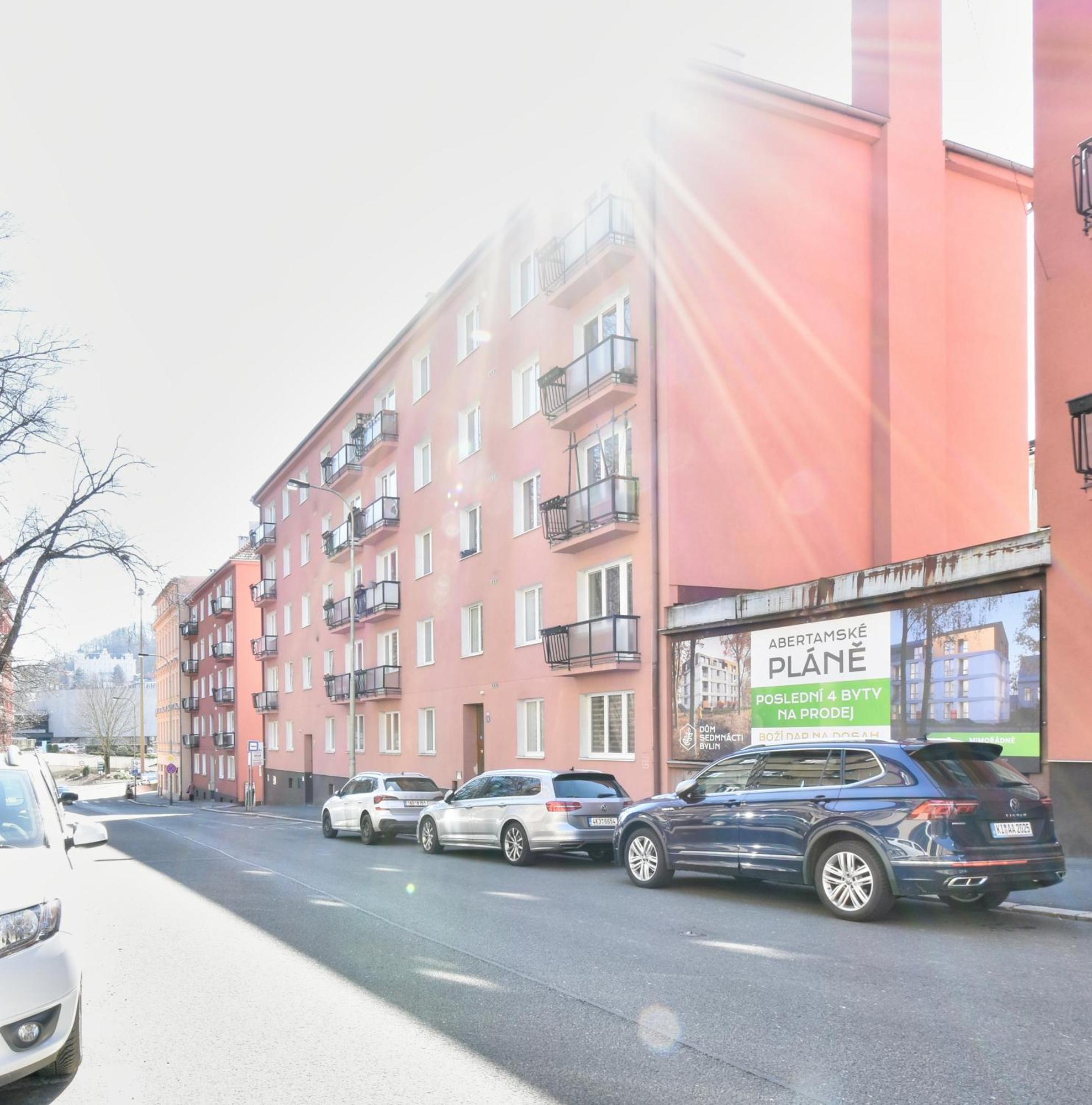 Karlsbad Central Point Dış mekan fotoğraf